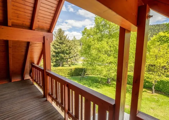 Les 2 Bouleaux A 2 Pas De Gerardmer Et Des Lacs